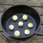 Uien bloemen uit de Dutch Oven